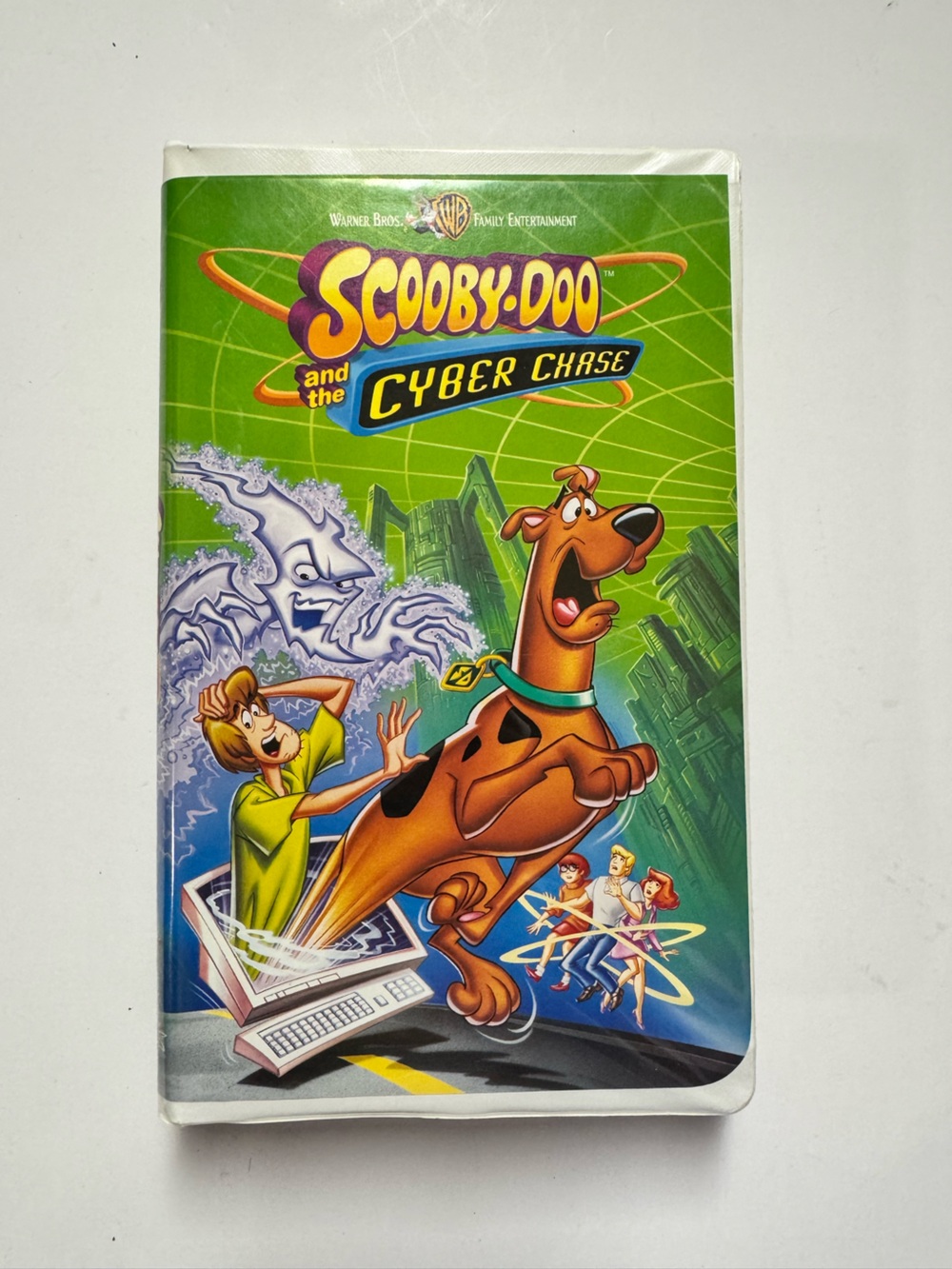 Scooby-Doo and the Cyber Chase (Green) - Warner Bros. 2001 Clamshell